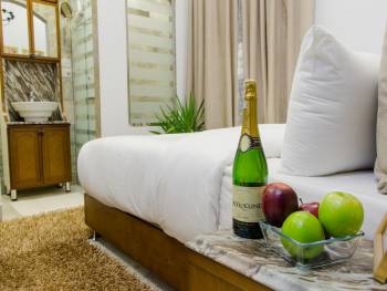 Deluxe Single Room12
